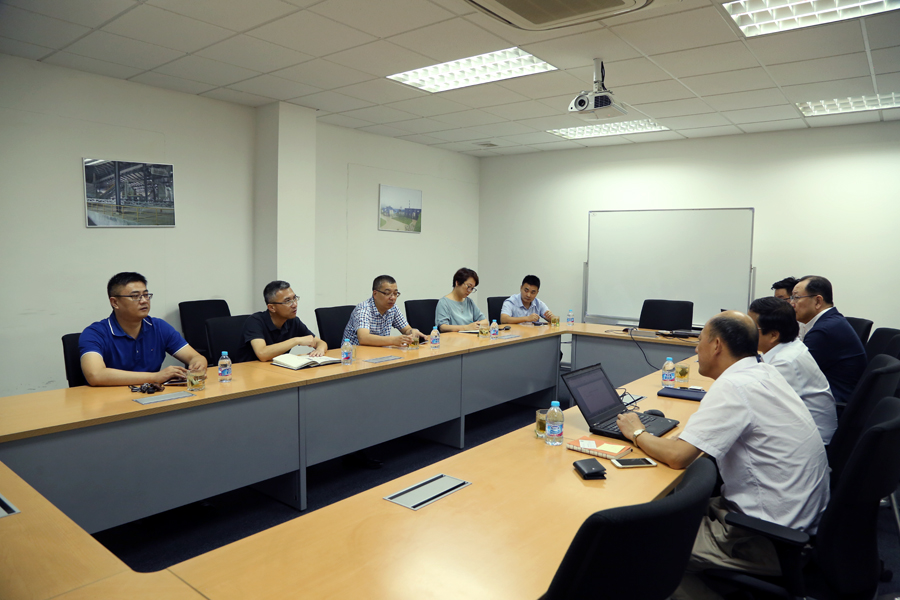 天津市武清区经委领导莅临益达注册股份调研
