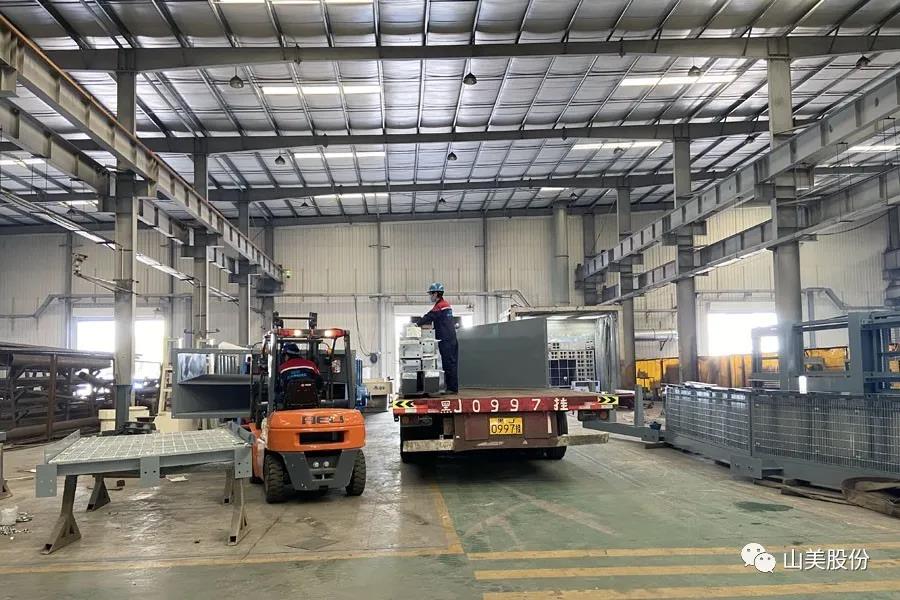 复工后首批发货｜益达注册股份大型破碎筛分成套设备(EP项目)发往南美，助力建材巨头拉豪全球项目