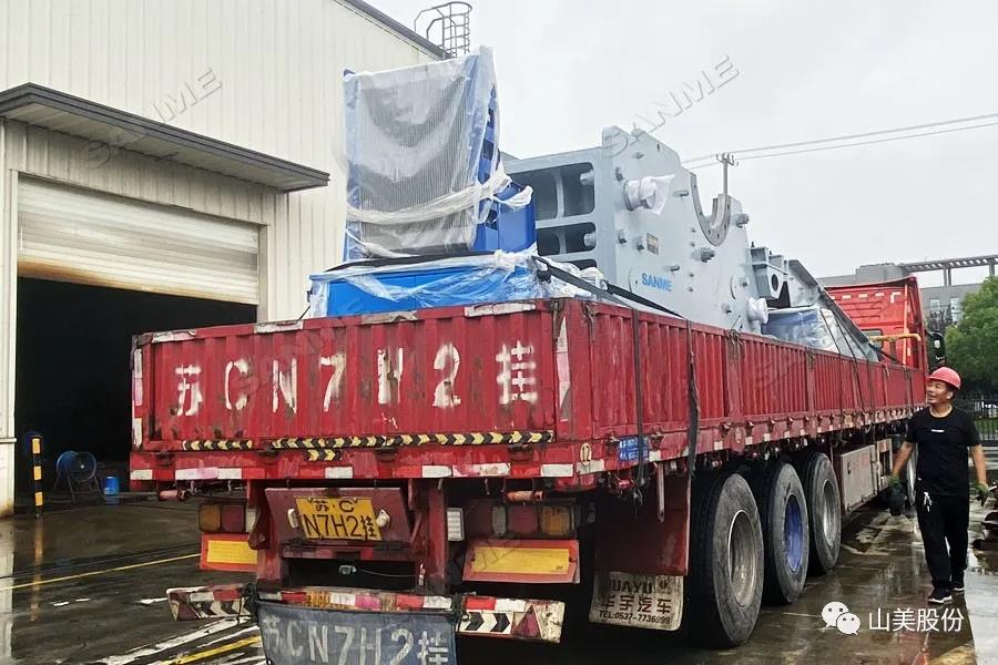 发货季｜益达注册股份高性能破碎筛分装备发往江西，助力当地基建项目建设及建筑固废资源化