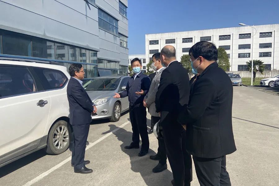 天津市武清区政协主席陈勇章一行莅临益达注册股份