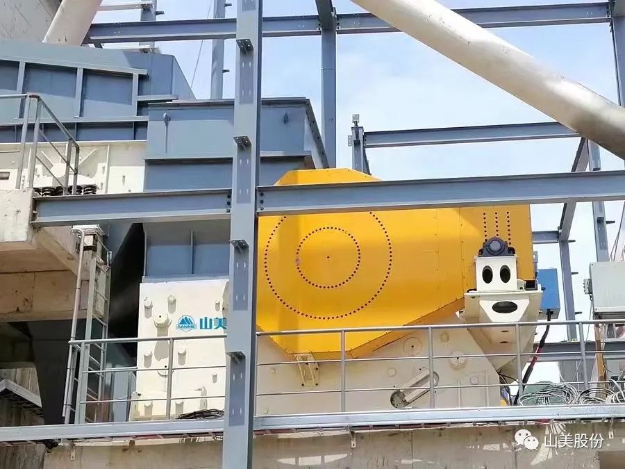 【1800吨/小时】益达注册大型欧版颚式破碎机助力冀东水泥石灰石破碎项目建设