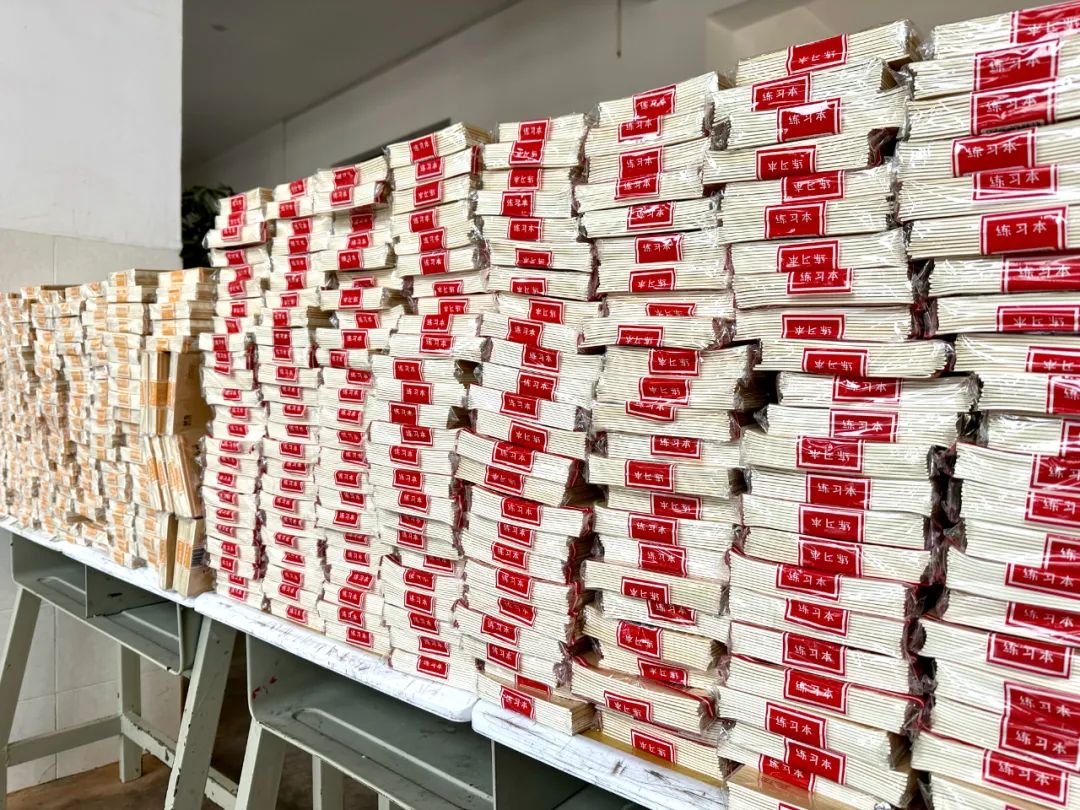 【用心呵护幼苗】谢文董事长走进中国砂石协会希望小学 以实际行动践行企业社会责任