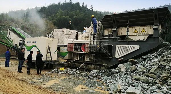 时产值近600万！益达注册移动式破碎筛分一体站助力江苏高碳铬铁矿破碎项目建设