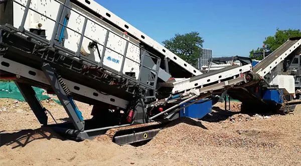 时产值近600万！益达注册移动式破碎筛分一体站助力江苏高碳铬铁矿破碎项目建设