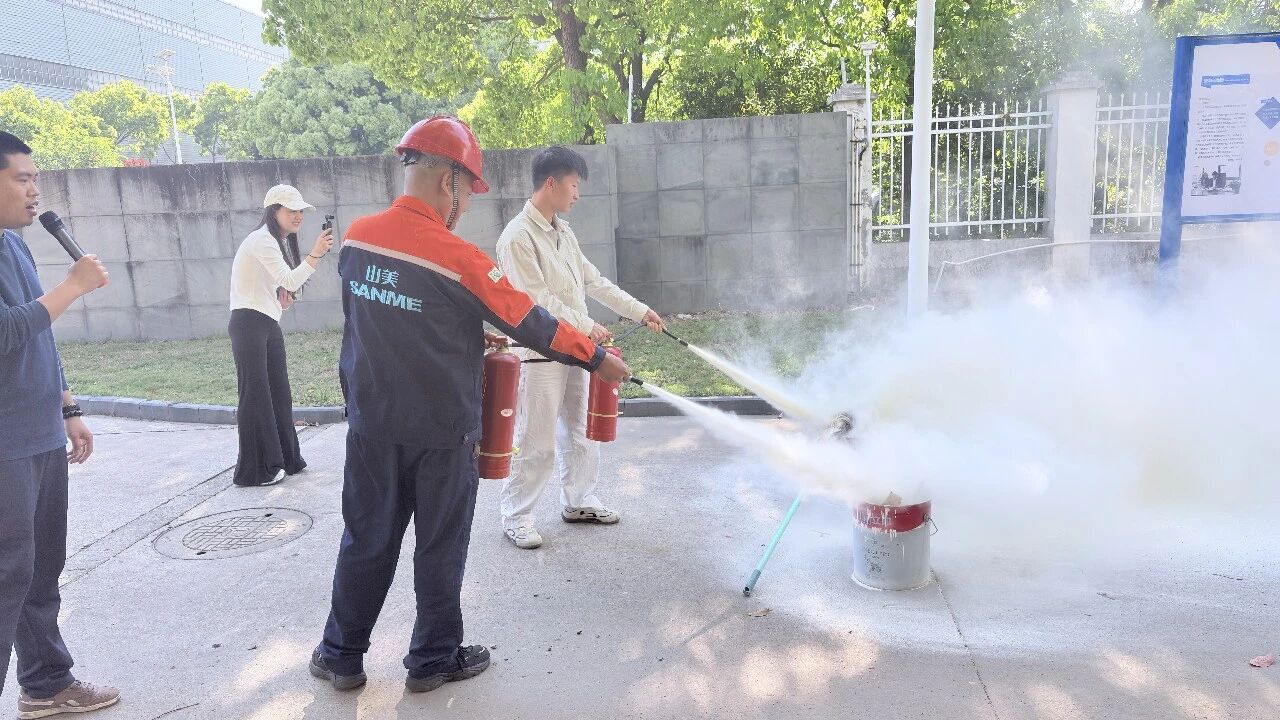 安全为基，温情为帆——益达注册股份四月“暖企行动”侧记